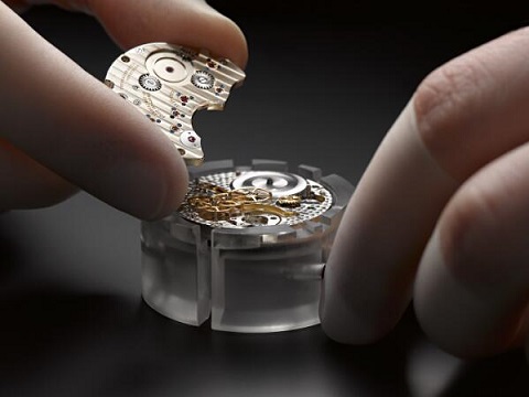 江诗丹顿手表轴断了要多少钱维修（江诗丹顿怎么上链）